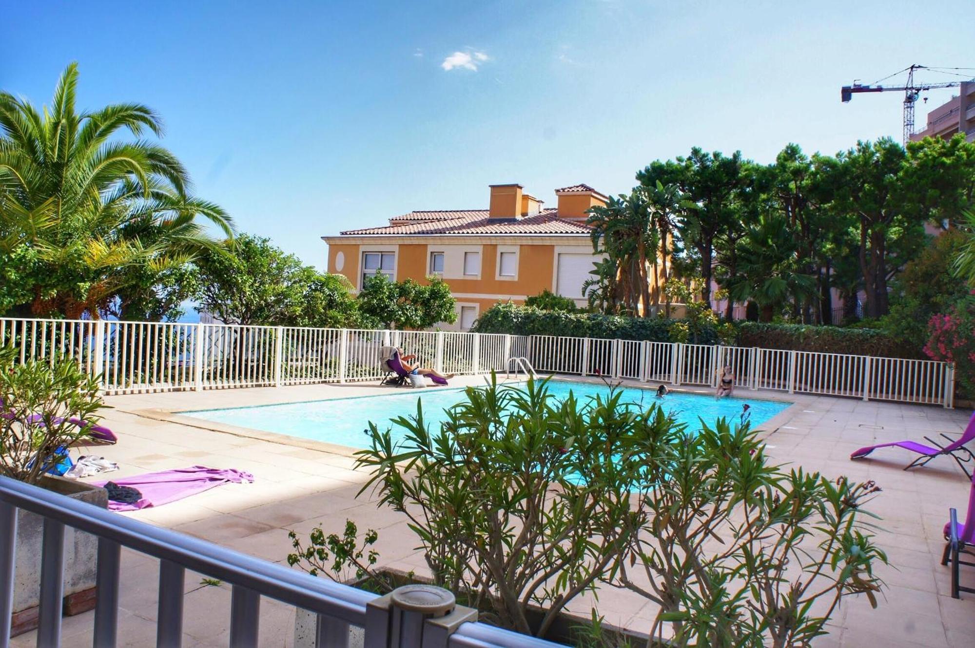 Direct Monaco Studio Devant Piscine Beausoleil Buitenkant foto